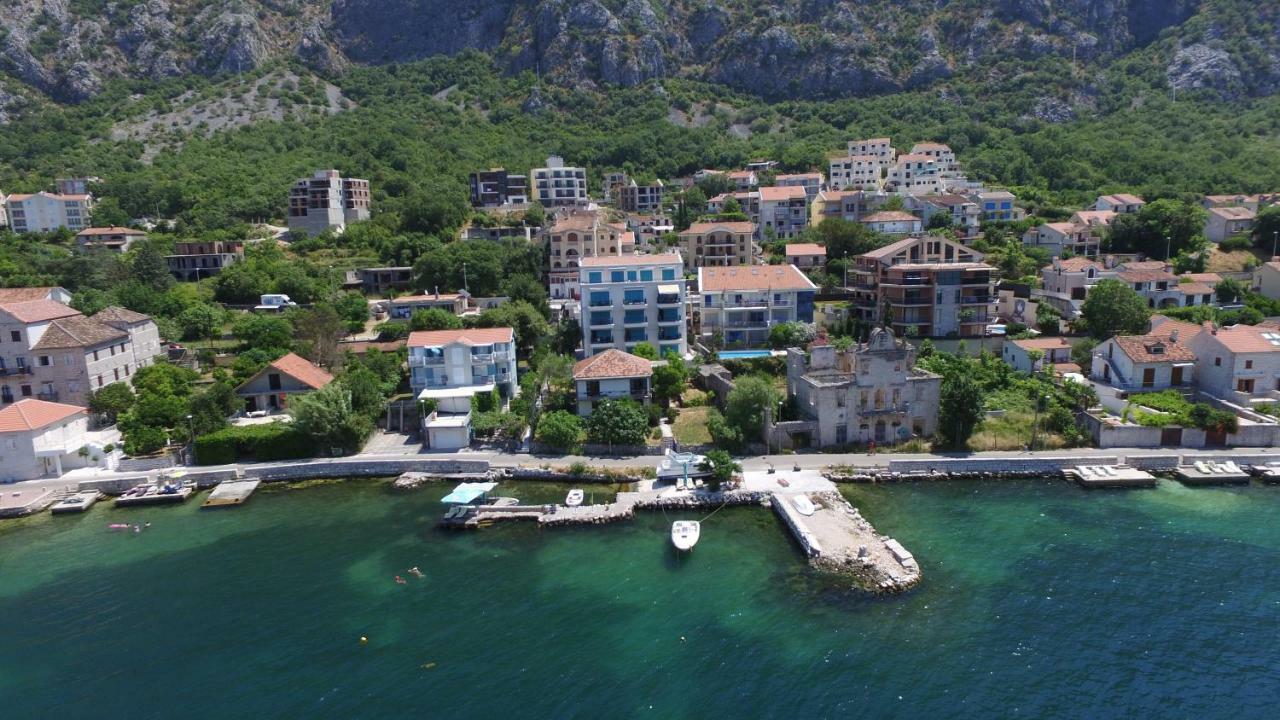 Apartments Boka Blue Dobrota Kotor Buitenkant foto